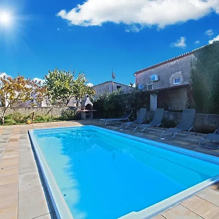 Mit Privatpool Fuer 6 Personen Ca 85 Qm In Valtura, Istrien Suedkueste Von Istrien Holiday home *